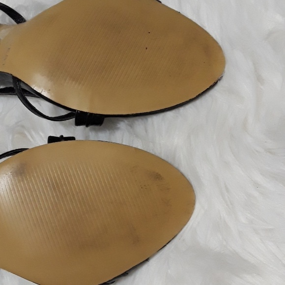 Shoes - Picture 3 of 4